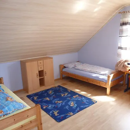 Ahornweg Apartman *